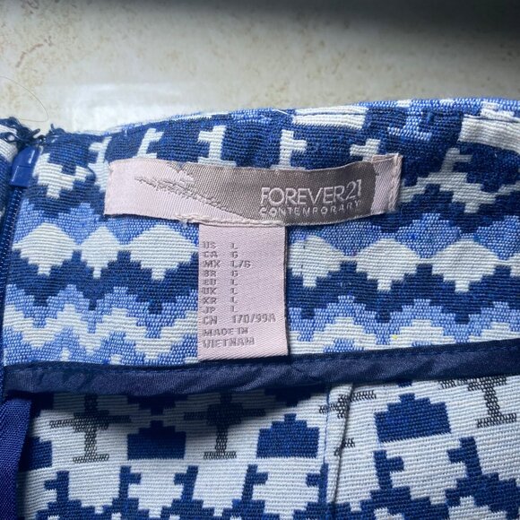 Forever 21 Womens Geometric Pattern Blue White Woven Short Shorts Casual Beach - Picture 4 of 8